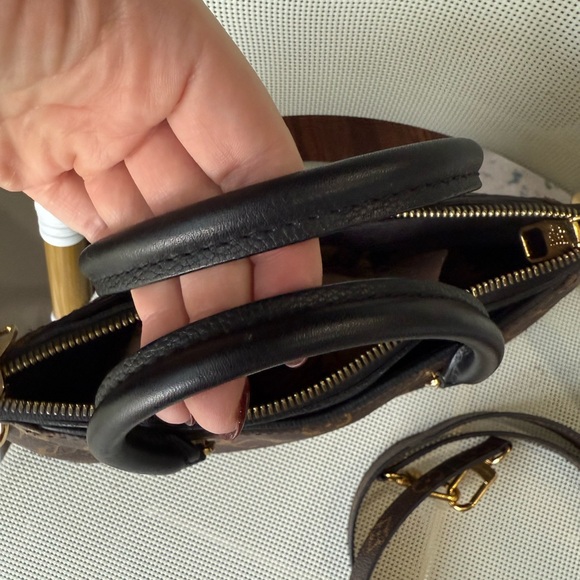 🔥LOUIS VUITTON🔥Pallas BB monogram with strap - Picture 3 of 16